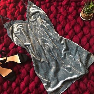 Forever 21 + Blue Velvet Dress